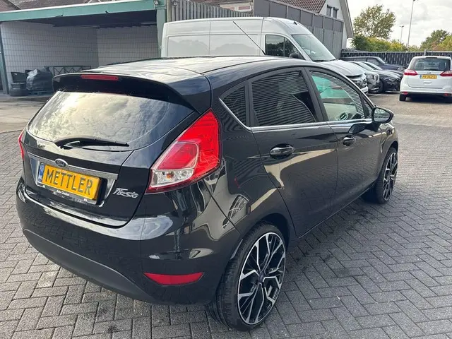 Ford Fiesta 1.0 Titanium, airco 2014 Benzine 5