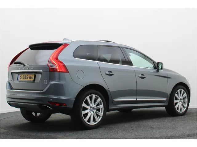 Volvo XC60 2.0 T6 Summum 2016 Benzine 23