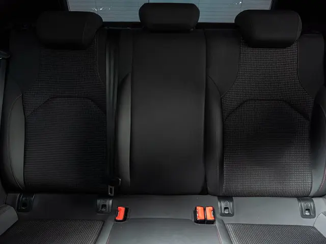 SEAT Leon 1.5 TSI FR Business Intense 2018 Benzine 22