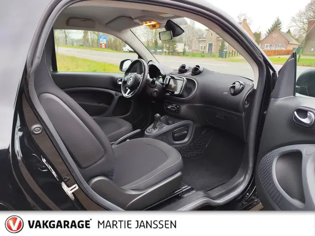 Smart Fortwo EQ Comfort PLUS 18 kWh - 2019 Elektrisch 11