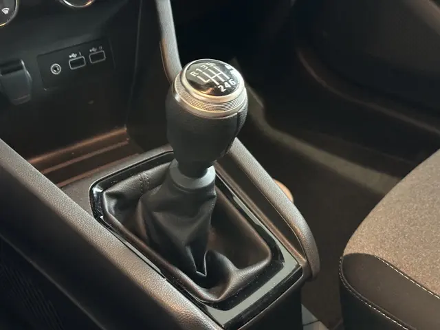 Renault Clio 1.0 TCe 90 GPF evolution 2024 Benzine 22