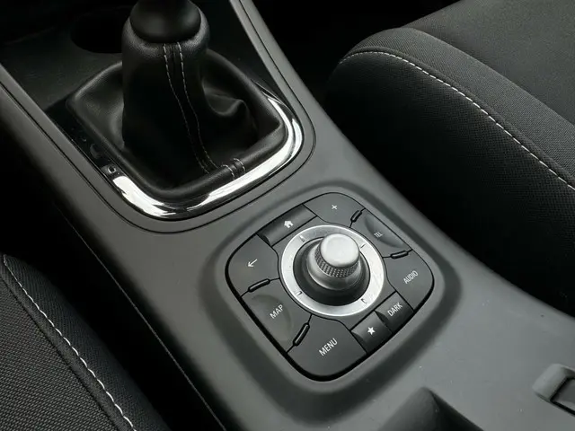 Renault Mégane Estate 1.2 TCe Limited 2015 Benzine 14