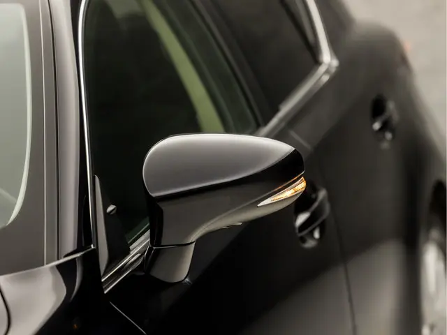 Lexus CT 200h 25th Edition 2015 Hybride Benzine 37