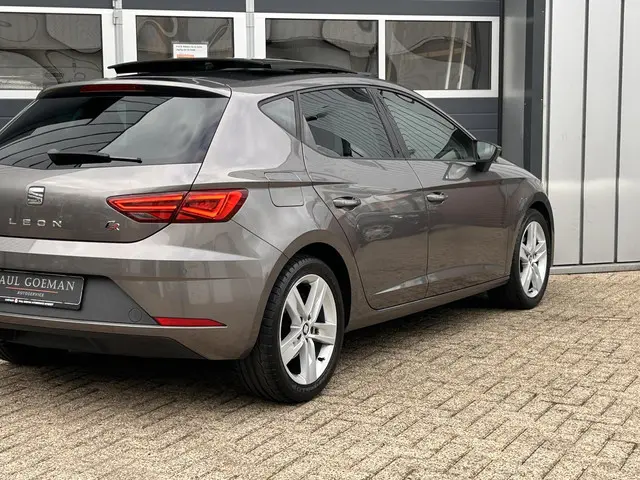 SEAT Leon 1.4 EcoTSI FR Business Intense 2017 Benzine 9