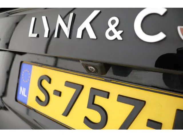 Lynk & Co 01 1.5 2023 Hybride Benzine 15