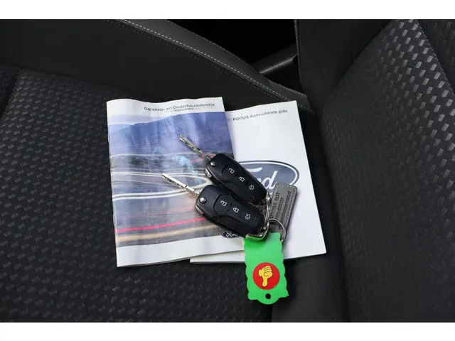 Ford Focus Wagon 1.0 EcoBoost Connected 2022 Benzine 24