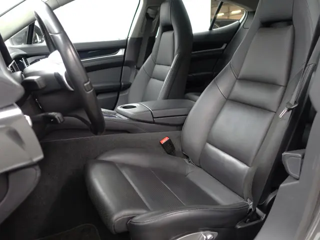 Porsche Panamera 3.0 4S Executive- 2014 Benzine 29