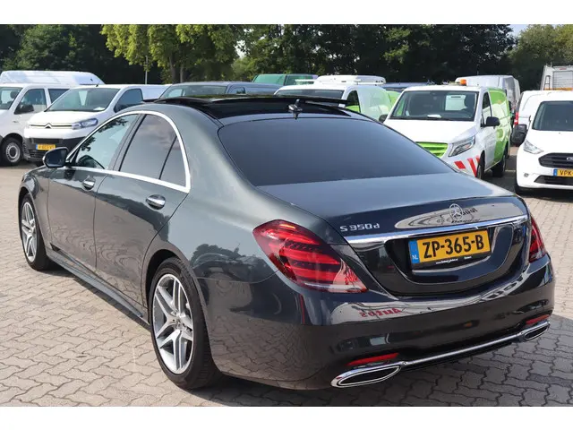 Mercedes-Benz S-Klasse 350d Premium Plus (AMG) 2018 Diesel 9