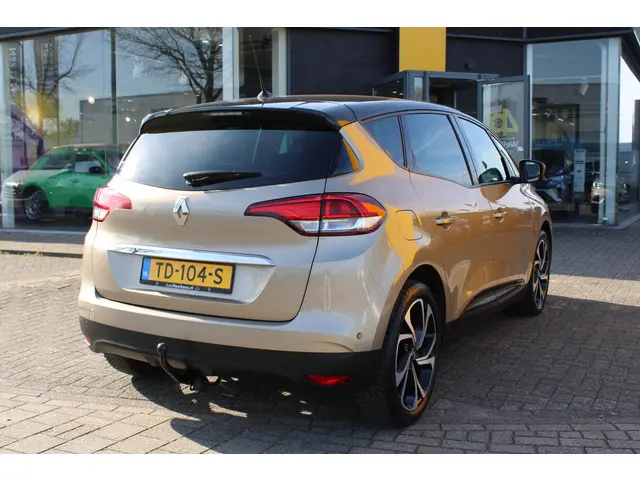 Renault Scénic 1.3 TCe Bose 2018 Benzine 4