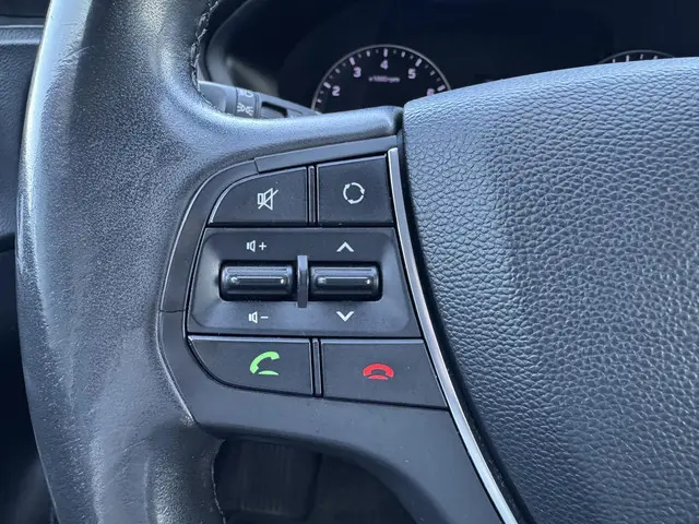 Hyundai i20 1.2 HP i-Motion Comfort 2016 Benzine 17