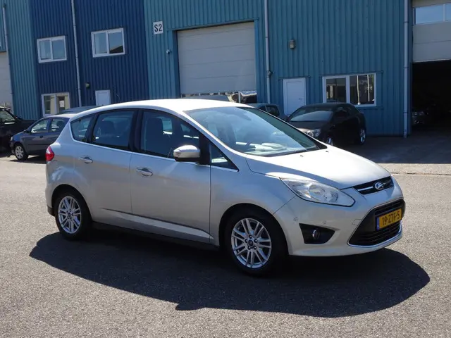 Ford C-MAX 1.0 Titanium Navi Camera Cruise 2013 Benzine 4