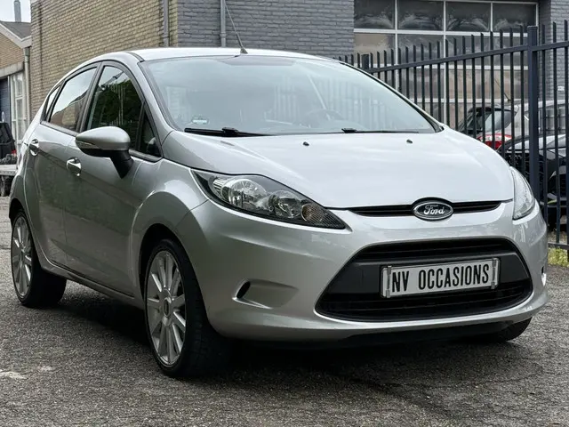Ford Fiesta 1.25 Limited 2012 Benzine 4