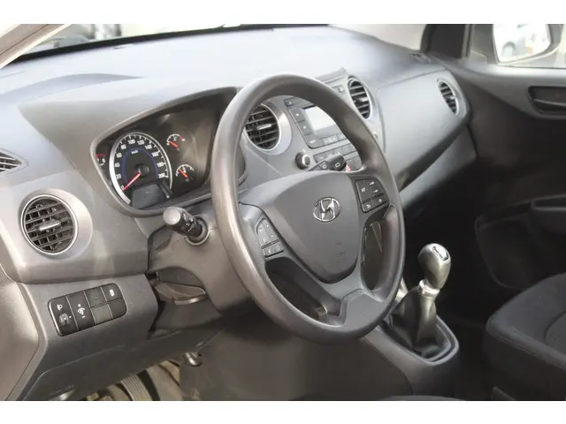 Hyundai i10 1.0i Comfort//Airco//Cruise!! 2018 Benzine 4