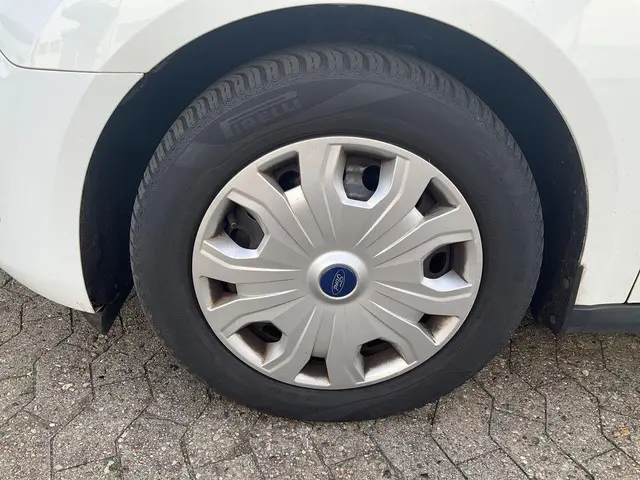 Ford Transit Connect 1.5 EcoBlue L1 Trend 2021 Diesel 12