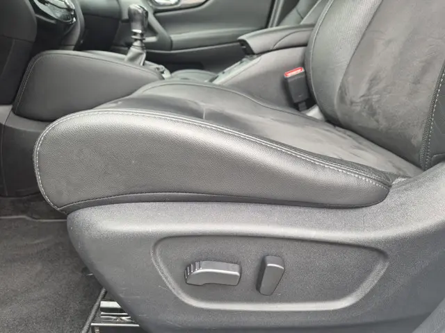 Nissan QASHQAI 1.2 Tekna 2017 Benzine 31