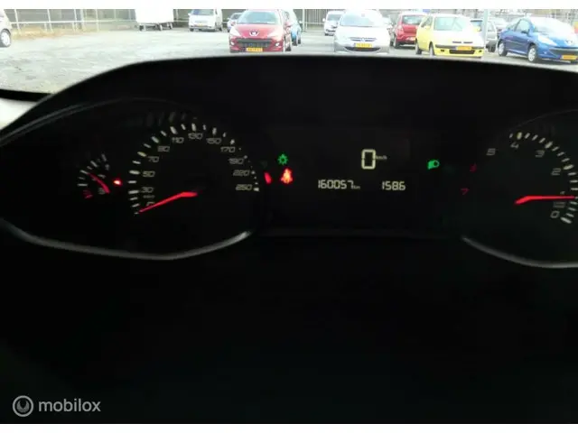 Peugeot 308 1.2 PURET.BLUE LEASE 2015 Benzine 9