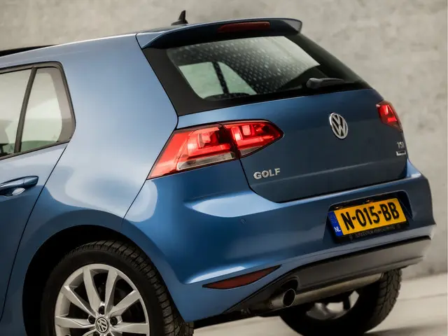 Volkswagen Golf 1.2 TSI R Connected 2015 Benzine 14