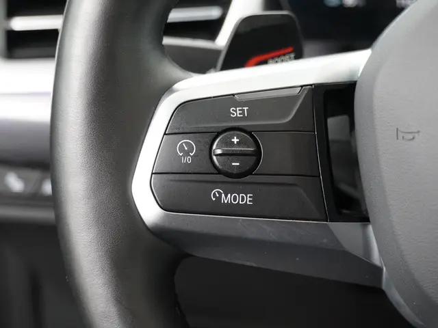 BMW iX1 xDrive30 Launch Edition 67 kWh 2024 Elektrisch 18