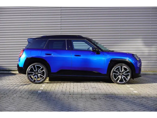 MINI Aceman E 2026 Elektrisch 4