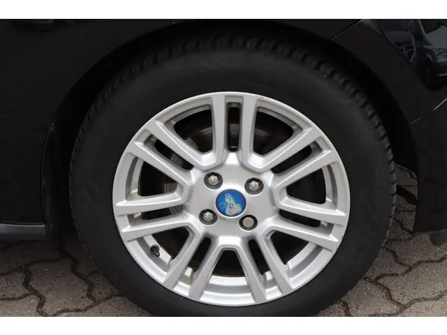 Ford Tourneo Courier 1.0 Titanium 2016 Benzine 12