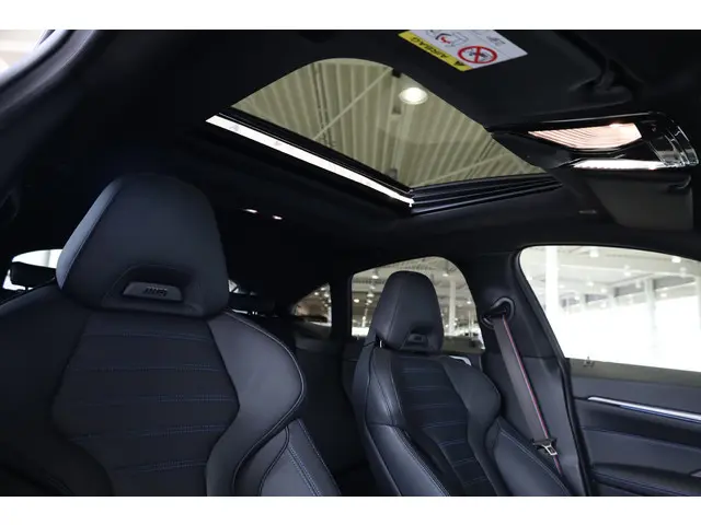 BMW i4 eDrive40 2023 Elektrisch 22