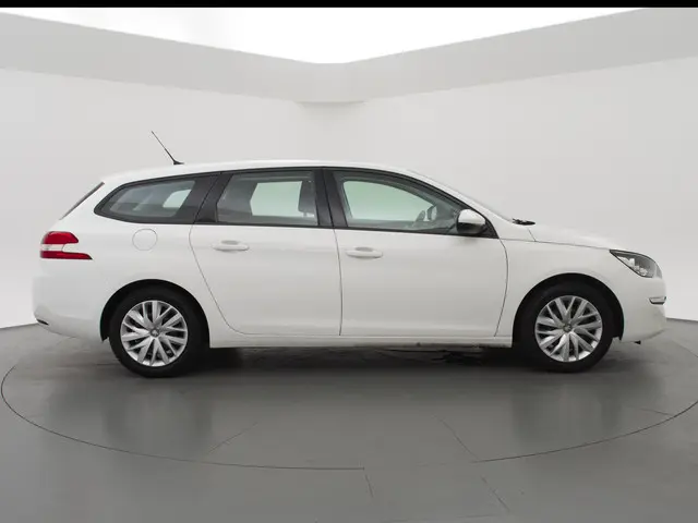 Peugeot 308 SW 1.2 PureTech Blue Lease 2017 Benzine 11