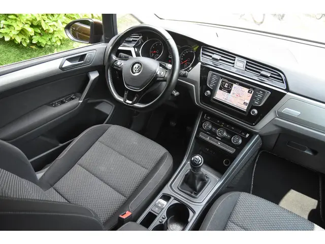 Volkswagen Touran 1.4 TSI Comfortline 2016 Benzine 3