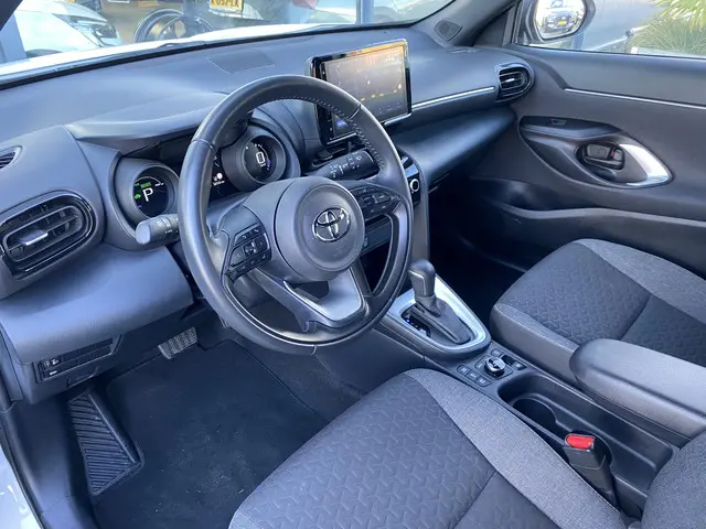 Toyota Yaris Cross 1.5 Hybrid AWD 2022 Hybride Benzine 13