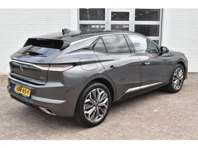 DS DS 4 PureTech 130 EAT8 Bastille 2024 Benzine 3