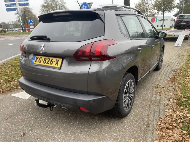 Peugeot 2008 1.2 PureTech Blue Lion 2016 Benzine 15