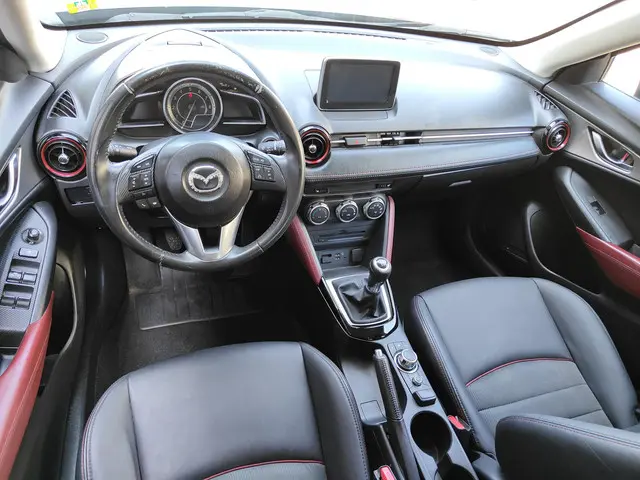 Mazda CX-3 2.0 SkyActiv-G 120 GT-M 2016 Benzine 10
