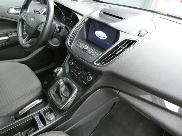 Ford C-MAX HELAAS VERKOCHT!!! 2017 Benzine 32