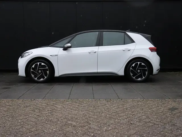 Volkswagen ID.3 First 58 kWh 2020 Elektrisch 2