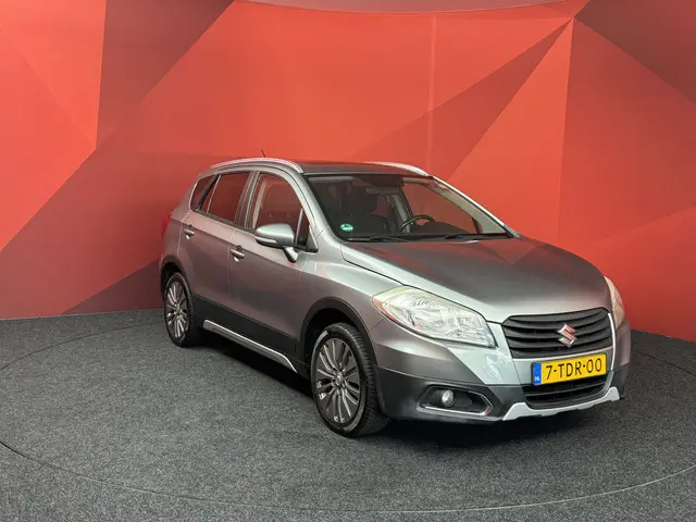 Suzuki S-Cross S-Cross SX4 1.6 Exclusive 2014 Benzine 5