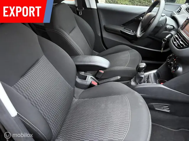 Peugeot 208 1.2 PureTech Active defect 2017 Benzine 9