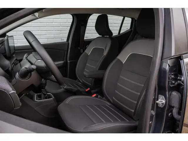 Dacia Sandero 1.0 TCe 90 Expression 2023 Benzine 4