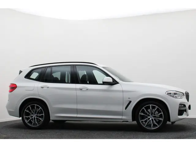 BMW X3 xDrive30i High Executive M Sport 2019 Benzine 23
