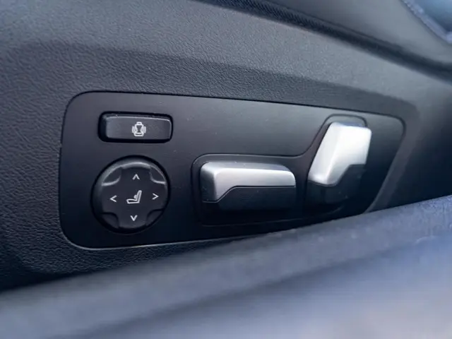 BMW M4 Cabrio xDrive Competition 2022 Benzine 53