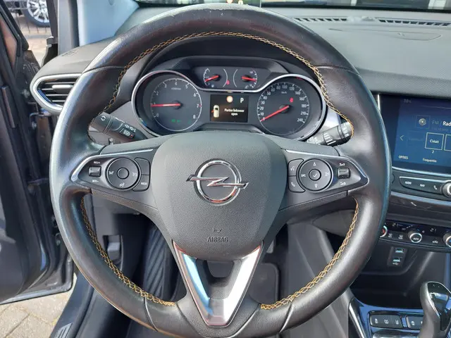 Opel Crossland X 1.2 Innovation 2018 Benzine 19
