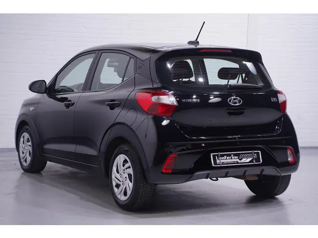 Hyundai i10 1.0 Select 2023 Benzine 3