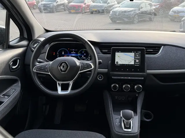 Renault ZOE R135 Limited 52 kWh 2021 Elektrisch 8