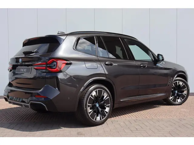 BMW iX3 | High Executive Edition | 2025 Elektrisch 6