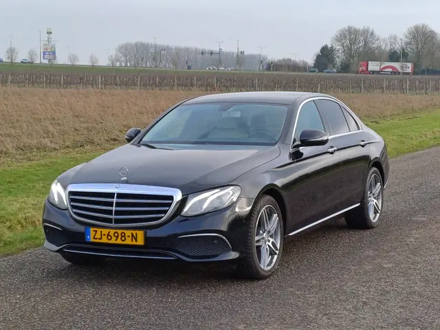 Mercedes-Benz E-Klasse 200 Prestige 2016 Benzine 3