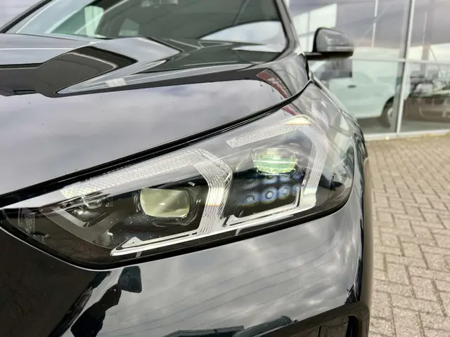 BMW X1 sDrive18i|M-Sport|PANO|HEAD-UP|LED|18"| 2023 Benzine 24