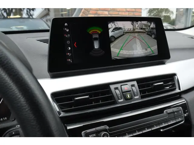 BMW X1 xDrive25e Executive 2020 Hybride Benzine 10