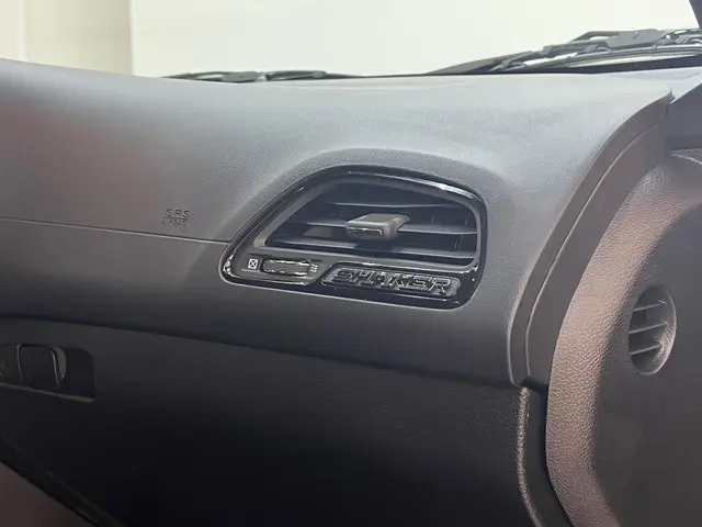 Dodge Challenger V8 Hemi R/T Shaker 2024 Benzine 15