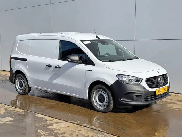 Mercedes-Benz eCitan 112 51kWh 2024 Elektrisch 4