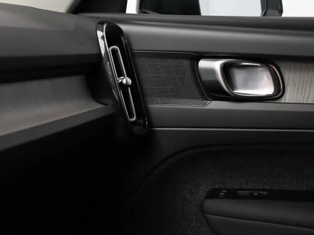 Volvo XC40 T4 Recharge Inscription 2022 Hybride Benzine 11