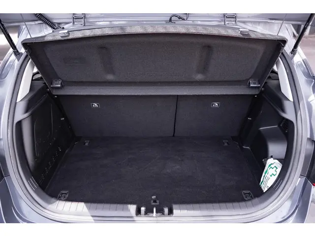 Hyundai i20 1.0 T-GDI Trend Mild Hybrid 2023 Benzine 10