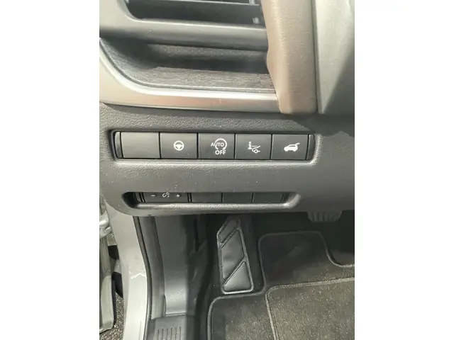 Nissan QASHQAI 1.3 MHEV Xtronic Tekna 2025 Benzine 22